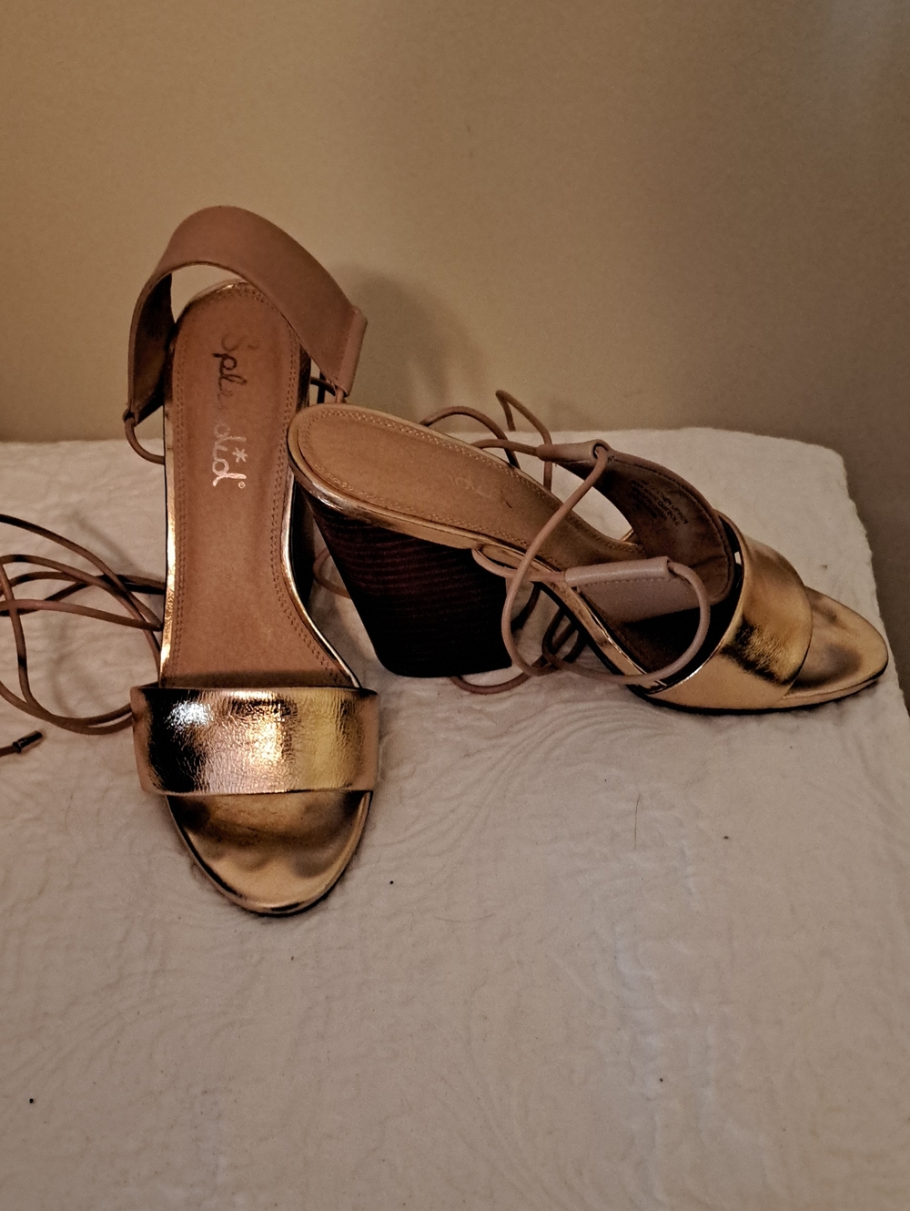 Splendid Gold/neutral Sandal